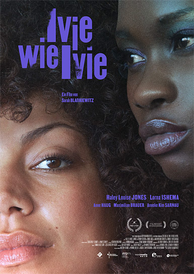Filmplakat von "Ivie wie Ivie" (2021); Quelle: Weydemann Bros., DFF