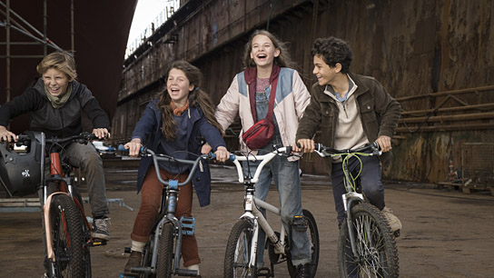 Leander Pütz, Linda Madita, Emilia Flint, Casper Fischer-Ortmann (v.l.n.r.) in "Die Pfefferkörner und der Schatz der Tiefsee" (2020); Quelle: Wild Bunch Germany, DFF, © Wild Bunch Germany 2020