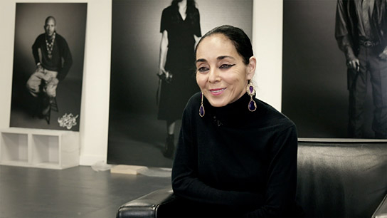 Shirin Neshat in "Why Are We (Not) Creative?" (2021); Quelle: Rise and Shine Cinema, DFF