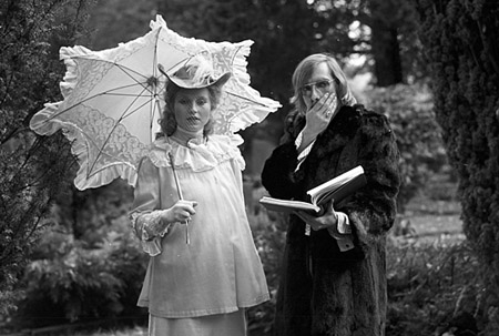 Fritz Müller-Scherz mit Hanna Schygulla bei den Dreharbeiten zu "Fontane Effi Briest" (1974); © DFF/Sammlung Peter Gauhe, Foto: Peter Gauhe