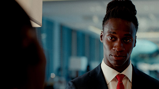 Eugene Boateng in "Borga" (2020); Quelle: Across Nations Filmverleih, DFF, © Chromosom Film GmbH, Foto: Tobias von dem Borne