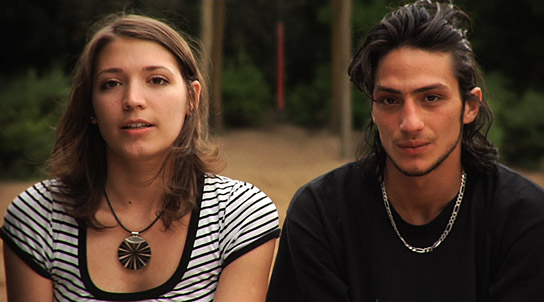 Irina Potapenko, Burak Yigit (v.l.n.r.) in "Moruk" (2009); Quelle: Moviemento, DFF