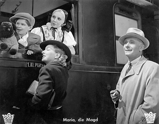 Wolfgang Kieling, Hilde Hildebrand, Hilde Körber, Alfred Abel (v.l.n.r.) in "Maria, die Magd" (1936); Quelle: DFF