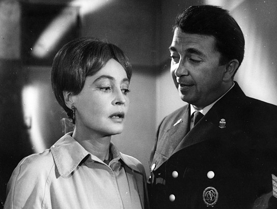 Hannelore Schroth, Wolfgang Kieling (v.l.n.r.) in "Polizeirevier Davidswache" (1964); Quelle: DFF