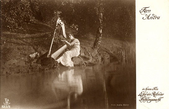 Fern Andra in "Es fiel ein Reif in der Frühlingsnacht" (1915); Quelle: DFF