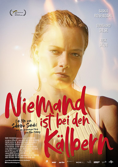 Filmplakat von "Niemand ist bei den Kälbern" (2021); Quelle: Filmwelt Verleihagentur, DFF