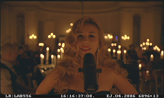 Haley Reinhart in "An Impossible Project" (2019); Quelle: Weltkino Filmverleih, DFF, © Weltkino Filmverleih GmbH