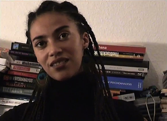 Grada Kilomba in "The Maji-Maji Readings" (2006); Quelle: 72. Internationale Filmfestspiele Berlin (Katalog), © BACALAOfilms