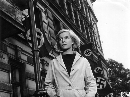 Annekathrin Bürger in "Königskinder" (1962); Quelle: FMP, © DEFA-Stiftung, Foto: Waltraut Pathenheimer