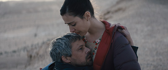Avshalom Pollak, Nur Fibak (v.l.n.r.) in "Aheds Knie" (2021); Quelle: Grandfilm, DFF, © Grandfilm
