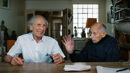 Daniel Loinger, Georges Loinger (v.l.n.r.) in "Die Kunst der Stille - Marcel Marceaus Geheimnis" (2021); Quelle: W-film, DFF, © W-film, Raphael Beinder, Beauvoir Films