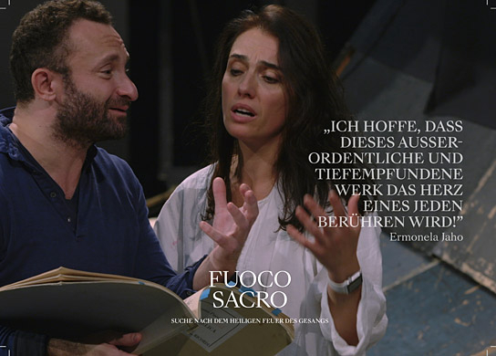 Kirill Petrenko, Ermonela Jaho (v.l.n.r.) in "Fuoco sacro - Suche nach dem heiligen Feuer des Gesangs" (2021), Quelle: Barnsteiner Film, DFF, © Pars Media