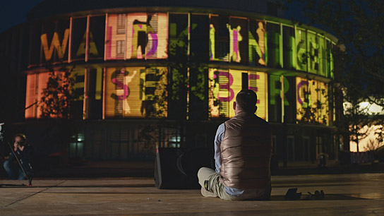 "Vier Sterne Plus" (2021), Quelle: Rise and Shine Cinema, DFF, © Carsten Waldbauer