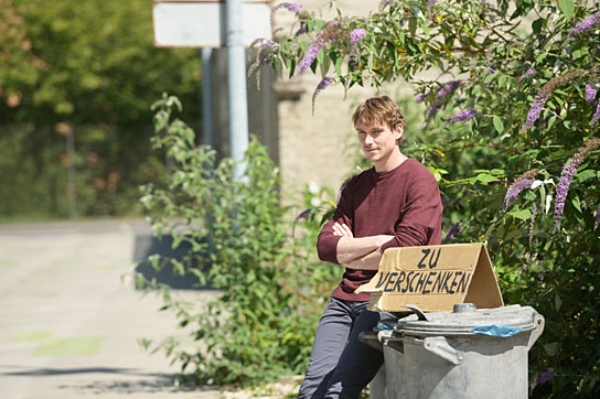 Daniel Sträßer in "Alles in bester Ordnung" (2021); Quelle: Filmwelt Verleihagentur, DFF, © FILMWELT, Foto: LICHTBLICK, Bernd Spauke