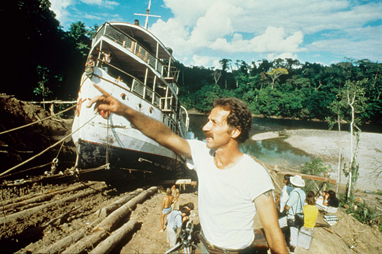 Werner Herzog bei den Dreharbeiten zu "Fitzcarraldo" (1982)