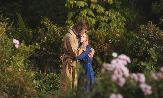 Lars Eidinger, Isabelle Huppert (v.l.n.r.) in "Die Zeit, die wir teilen" (2021)