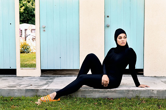 Nilam Farooq in "Freibad" (2022)