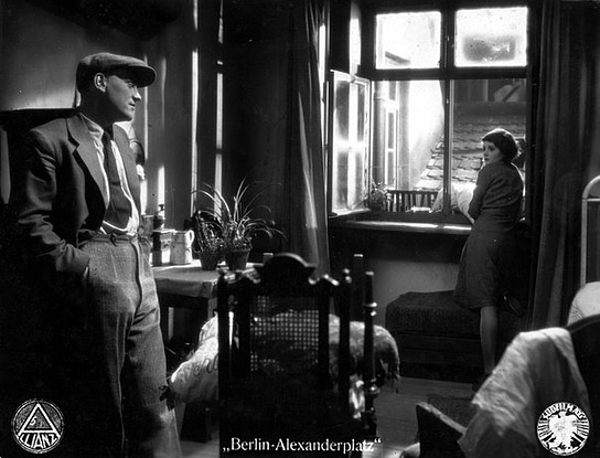 Bernhard Minetti, Margarete Schlegel (v.l.n.r.) in "Berlin – Alexanderplatz" (1931)