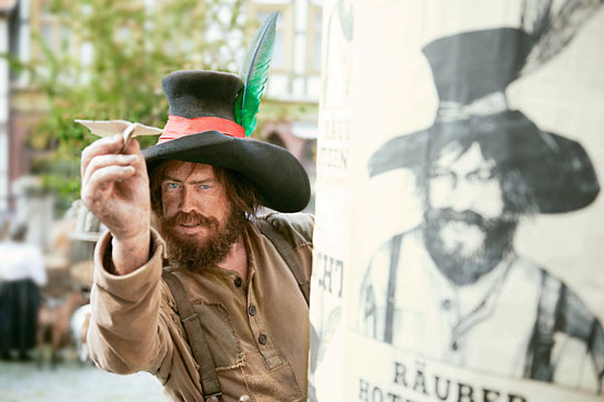 Nicholas Ofczarek in "Der Räuber Hotzenplotz" (2022)