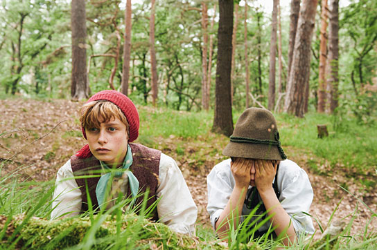 Hans Marquardt, Benedikt Jenke (v.l.n.r.) in "Der Räuber Hotzenplotz" (2022)