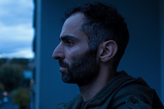 Hadi Khanjanpour in "Stille Post" (2021)