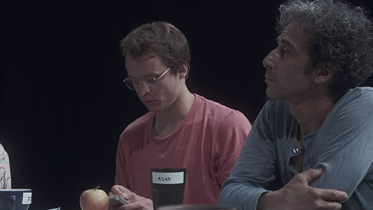 Robert Milan Knorr, Asad Schwarz (v.l.n.r.) in "Ladybitch" (2021)