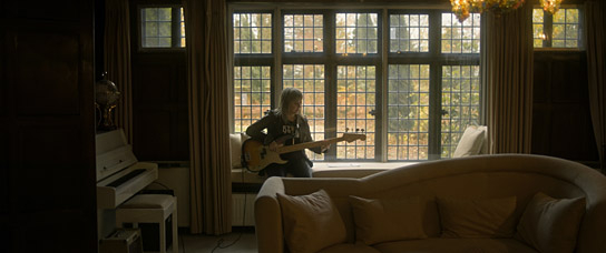 Suzi Quatro in "Rock Chicks - I am not female to you" (2023)