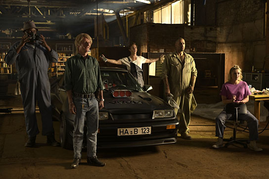 Ronis Goliath, Michael Kessler, Tamer Trasoglu, Tim Oliver Schultz, Luna Schweiger (v.l.n.r.) in "Manta Manta - Zwoter Teil" (2023)