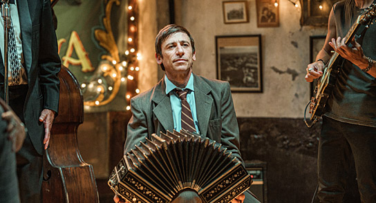 Diego Cremonesi in "Adiós Buenos Aires" (2023)