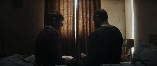 Malte Oskar Frank, Robert Kuchenbuch (v.l.n.r.) in "Gewalten" (2022)