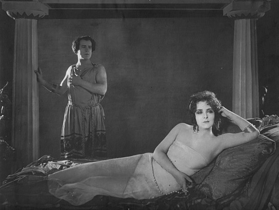 Theodor Becker (links) in "Ein Sommernachtstraum" (1925)