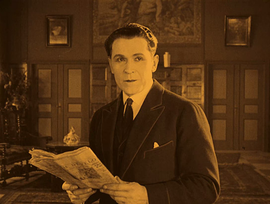 Screenshot mit Luciano Albertini aus "Mister Radio" (1924)