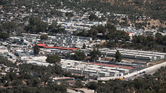 "Picknick in Moria - Blue Red Deport" (2022)