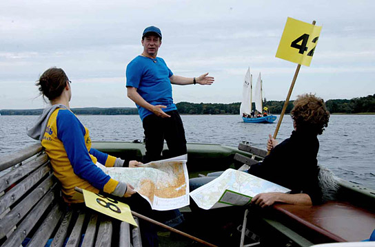 Jessica Páez, Steffen Scheumann, Silvio Naumann (v.l.n.r.) in "Der Bootgott vom Seesportclub - Die 100 ME - Teil 1" (2005)