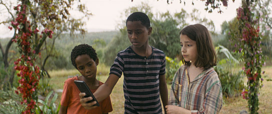 Litlhohonolofatso Litlhakayane, Kumkani Pilonti, Ava Skuratowski (v.l.n.r.) in "Thabo - Das Nashorn-Abenteuer" (2023)