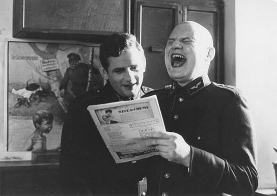 Armin Meier, Volker Spengler (v.l.n.r.) in "Bolwieser [Kinofassung]" (1983)