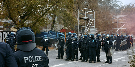 "Berlin Utopiekadaver" (2024)