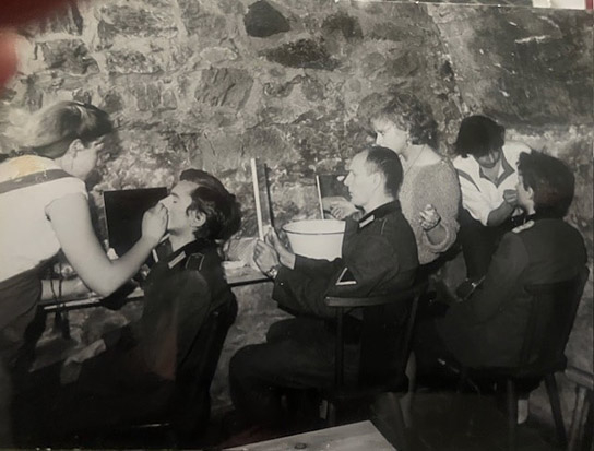 Bei den Dreharbeiten zu "Im Keller" (1987)