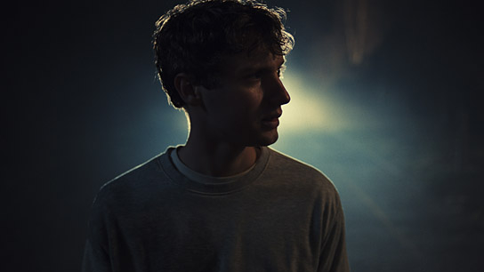 Samuel Benito in "Dezember" (2024)