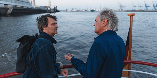 Markus Goller, Uwe Ochsenknecht (v.l.n.r.) bei den Dreharbeiten zu "Die Ironie des Lebens" (2024)