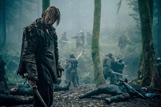 Jannis Niewöhner in "Hagen - Im Tal der Nibelungen" (2024)
