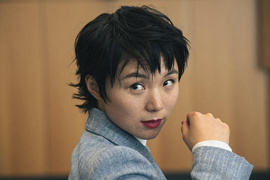 Yun Huang in "Alter weißer Mann" (2024)