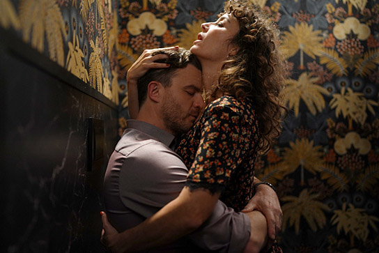 Friedrich Mücke, Lucía Barrado (v.l.n.r.) in "Der Vierer" (2024)