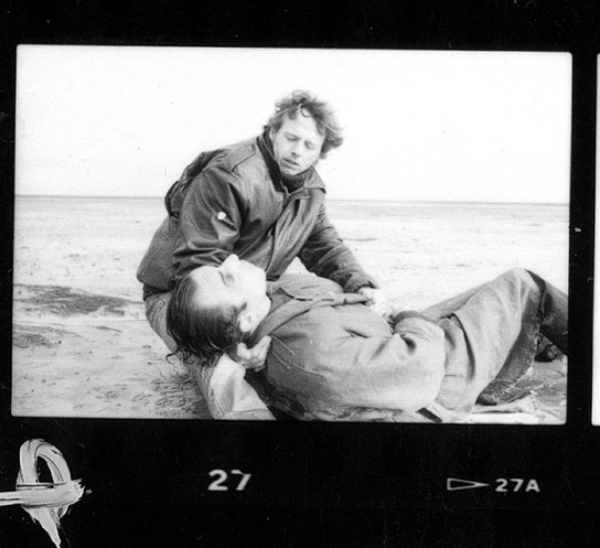 Uli M Schueppel, Olivier Picot (v.o.n.u.) bei den Dreharbeiten zu "Nihil oder Alle Zeit der Welt" (1987)