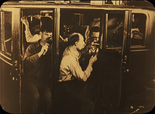 "Wie man einen pferdelosen Wagen herstellt" (ca. 1924)