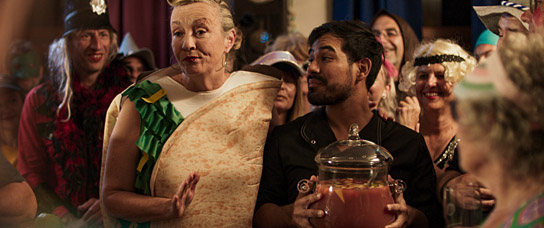 Judith Riehl, Sandro Stocker (vorne v.l.n.r.) in "Hundslinger Hochzeit" (2024)