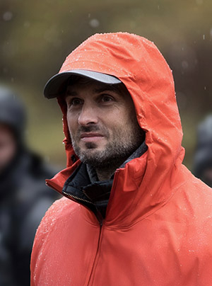 Simon Verhoeven am Set von "Ach, diese Lücke, diese entsetzliche Lücke" (2025)