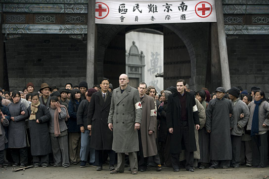 Fang Yu, Ulrich Tukur, Steve Buscemi, Anne Consigny, Daniel Brühl (vorne, Mitte v.l.) in "John Rabe" (2009)