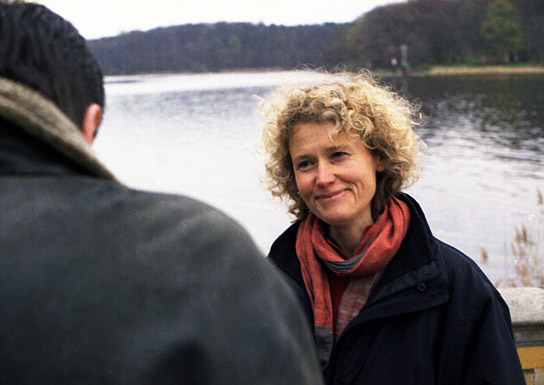 Doris Metz bei den Dreharbeiten zu "Schattenväter" (2005)