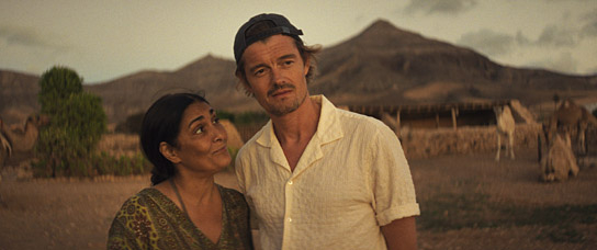Fatima Adoum, Sam Riley (v.l.n.r.) in "Islands" (2025)
